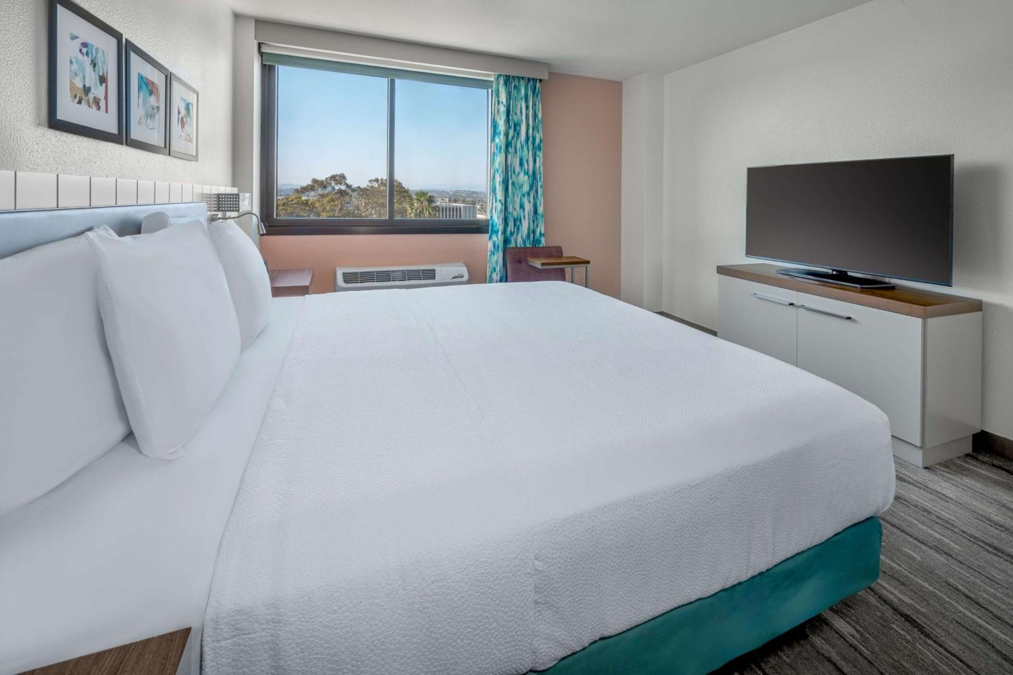 Hilton Garden Lax Angeles Airport Hotel