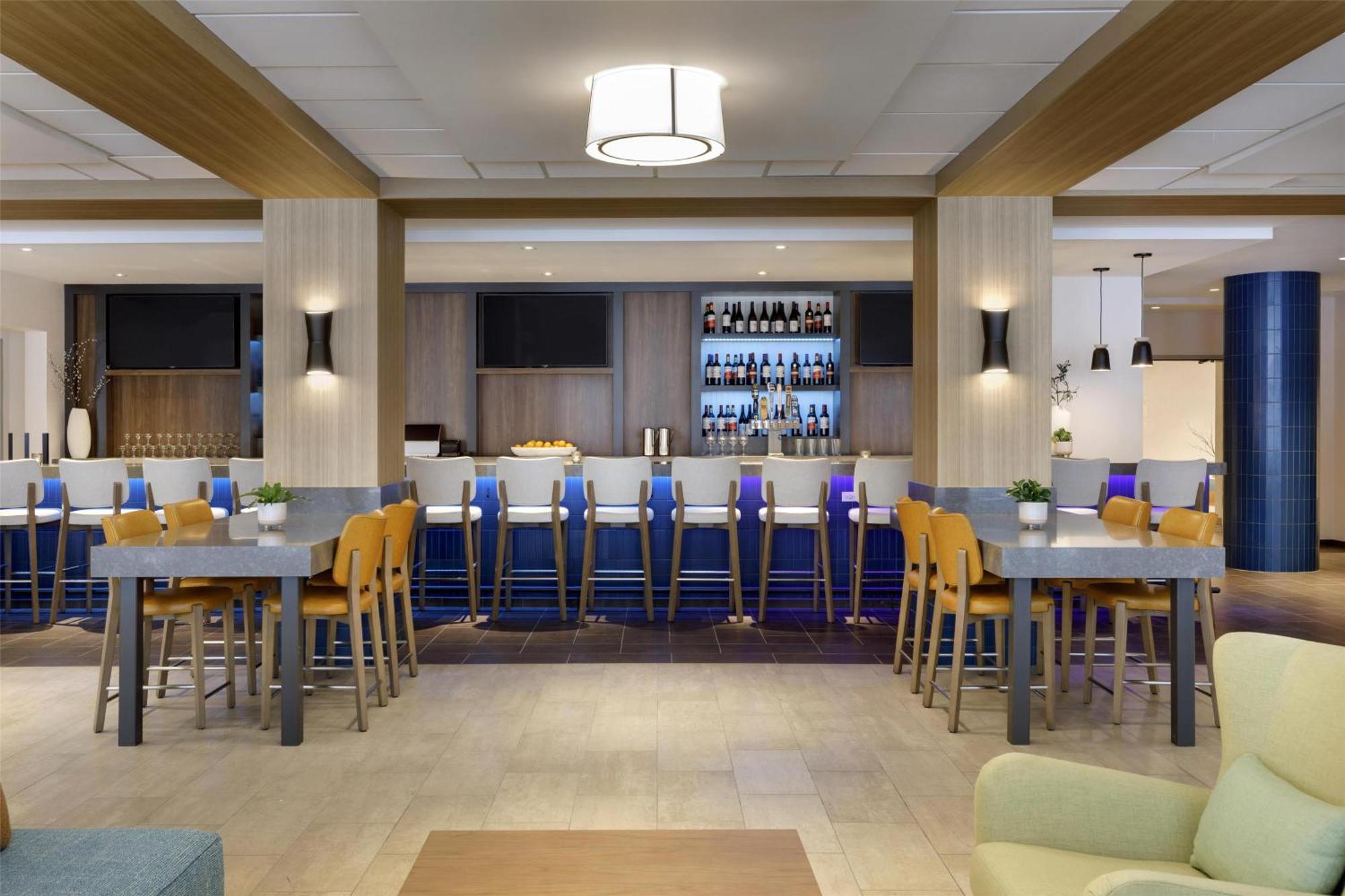 Hilton Garden Lax Angeles Airport Hotel 3*